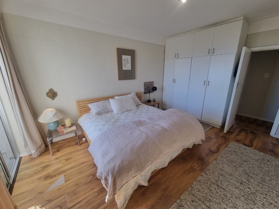 2 Bedroom Property for Sale in Camps Bay Western Cape